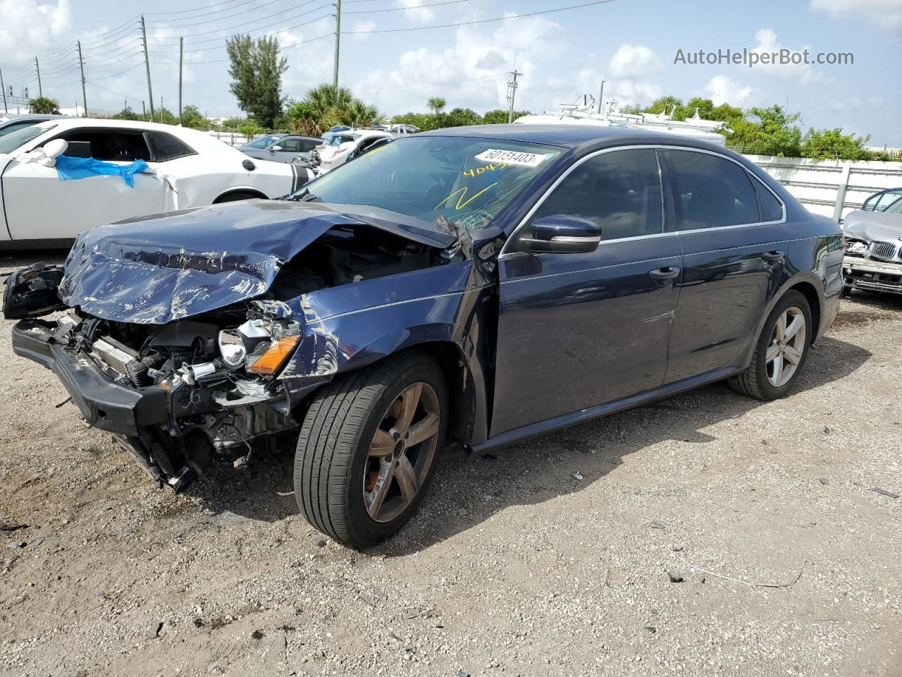 2015 Volkswagen Passat S Синий vin: 1VWAS7A34FC116502