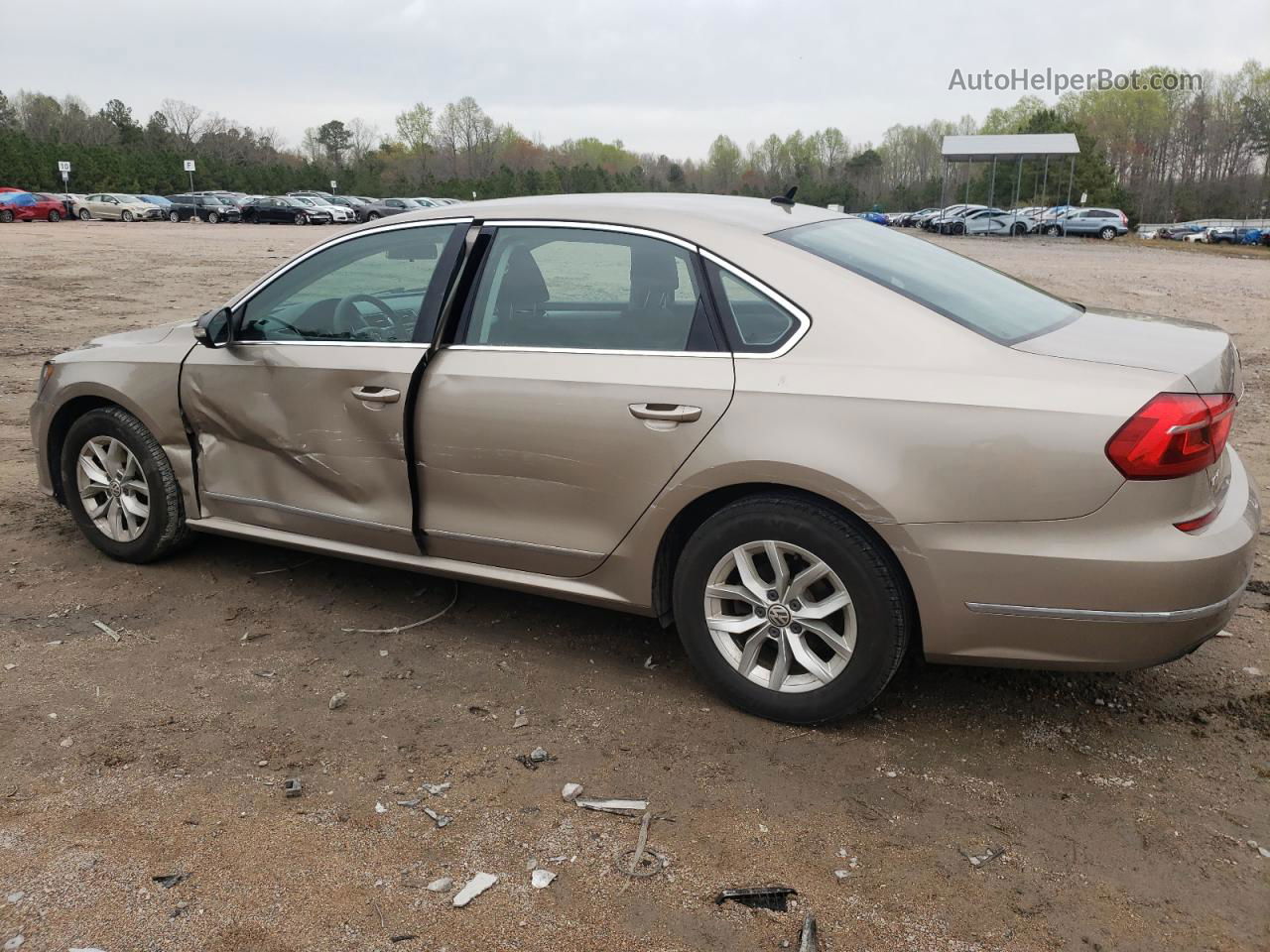 2016 Volkswagen Passat S Tan vin: 1VWAS7A35GC008228