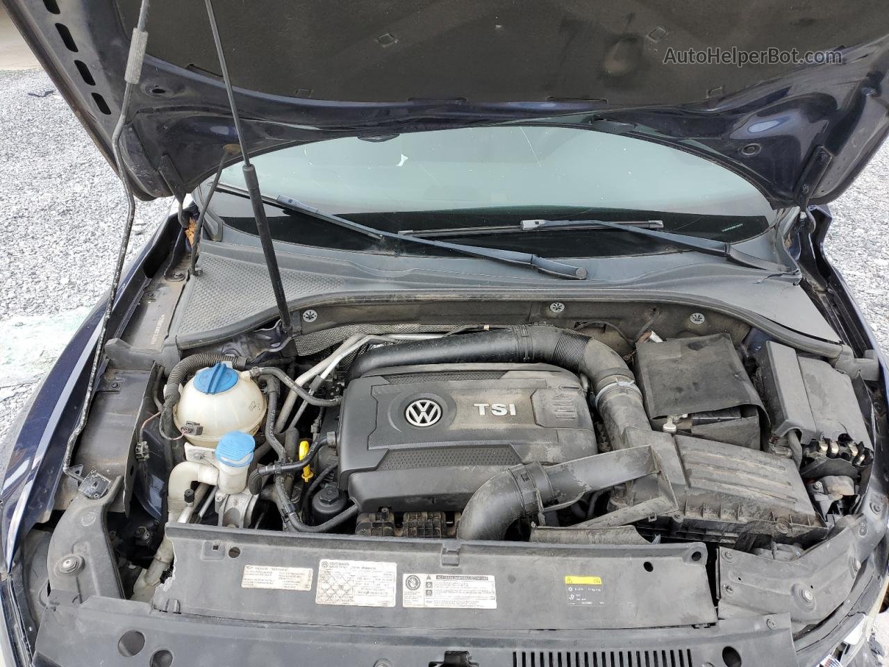 2014 Volkswagen Passat S Синий vin: 1VWAS7A36EC104379