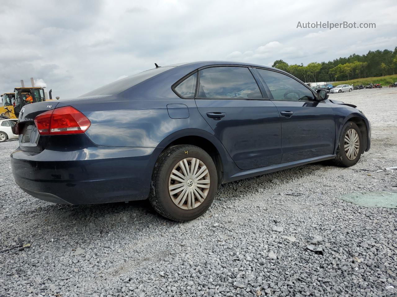 2014 Volkswagen Passat S Синий vin: 1VWAS7A36EC104379