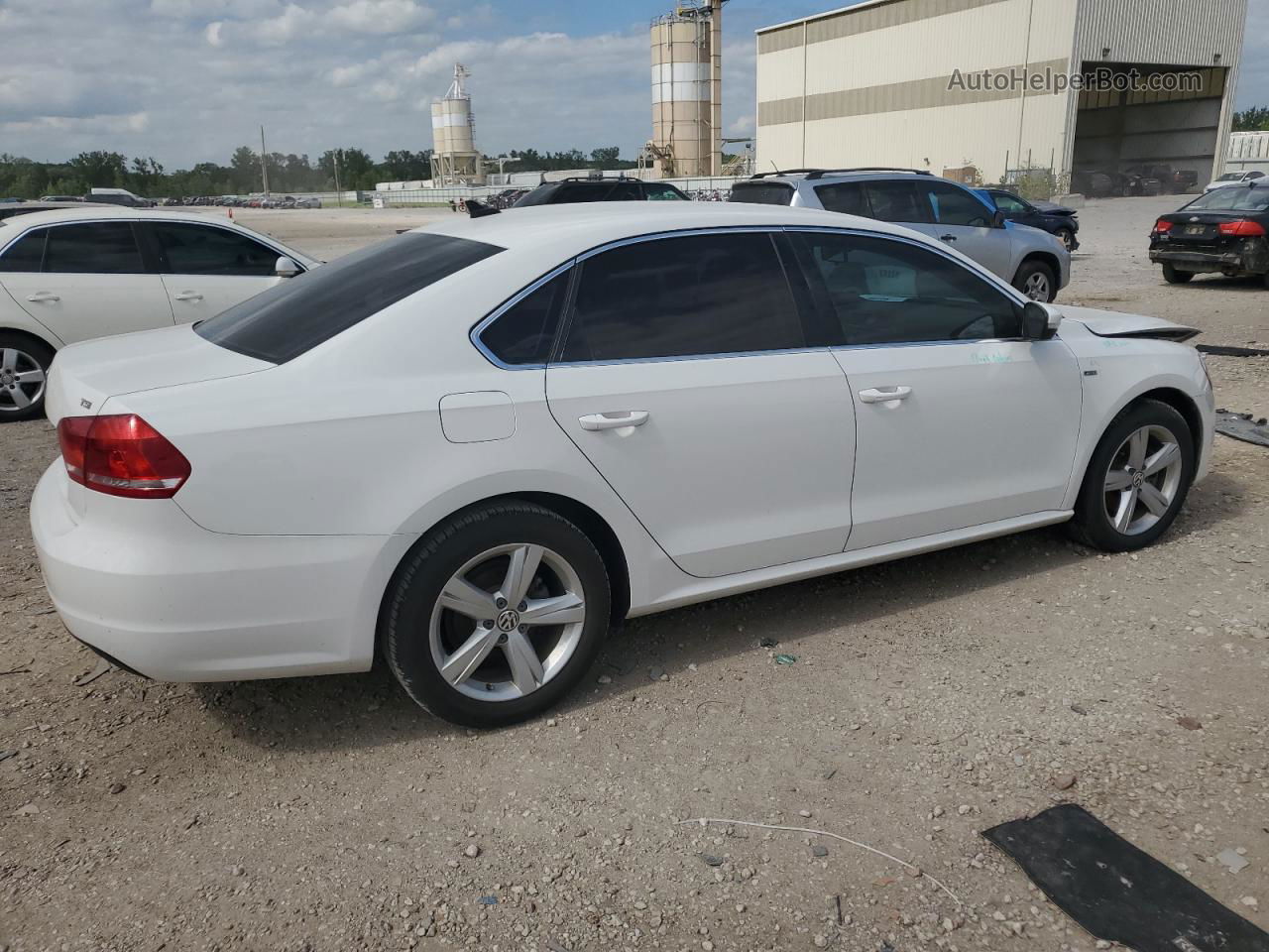 2015 Volkswagen Passat S White vin: 1VWAS7A36FC107543