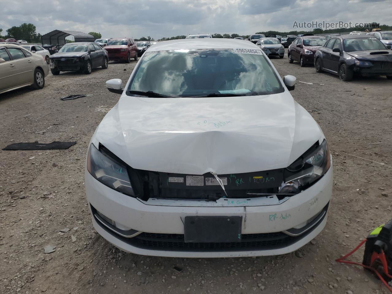 2015 Volkswagen Passat S White vin: 1VWAS7A36FC107543