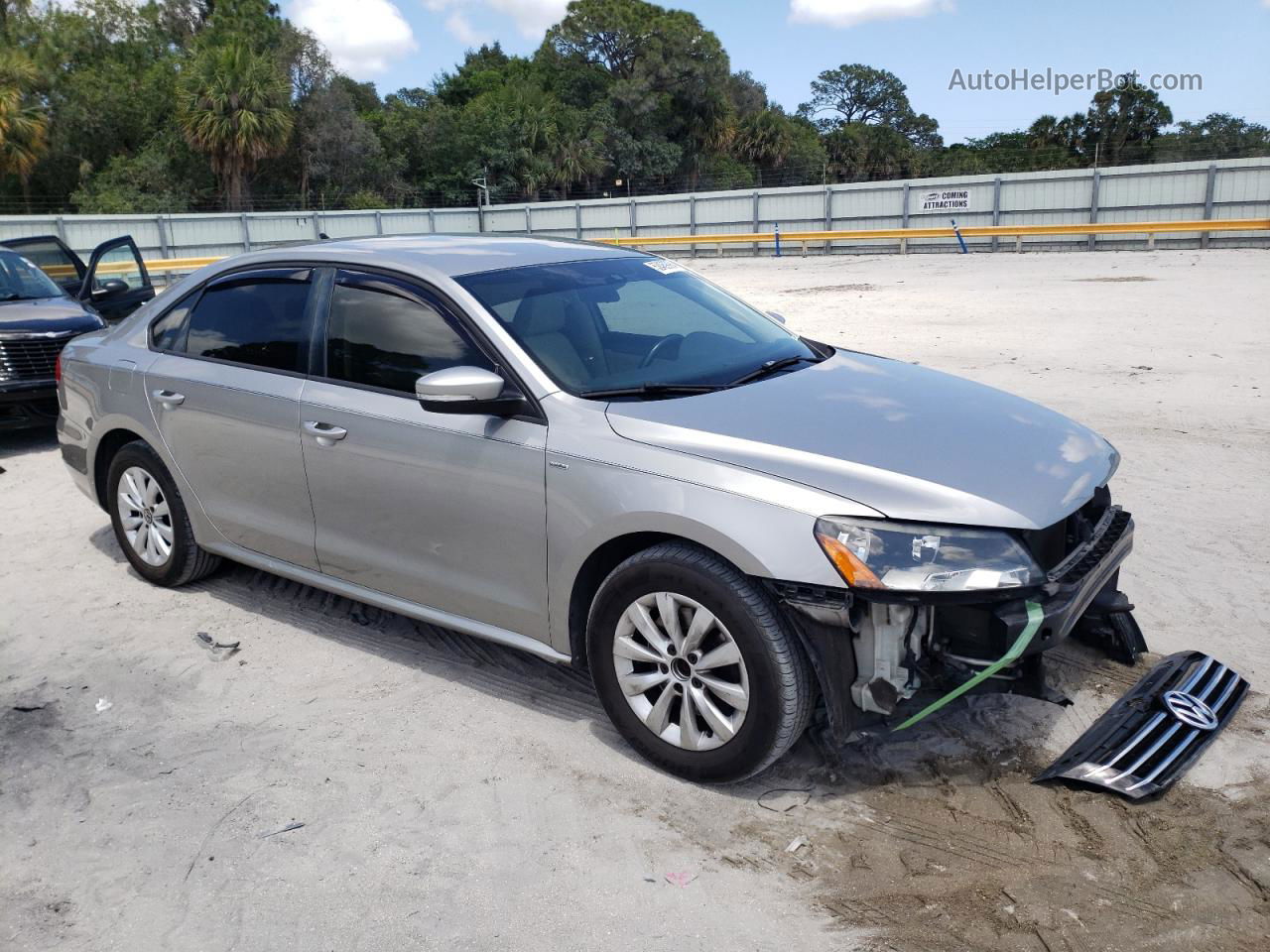 2014 Volkswagen Passat S Silver vin: 1VWAS7A38EC095779