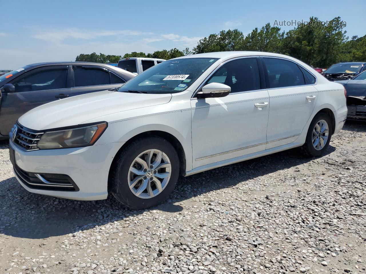 2016 Volkswagen Passat S White vin: 1VWAS7A38GC023452