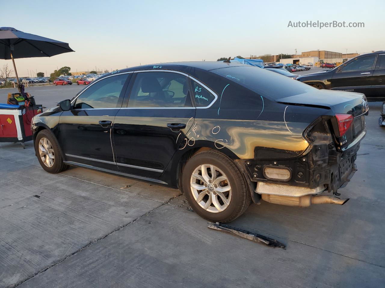 2016 Volkswagen Passat S Black vin: 1VWAS7A38GC036525