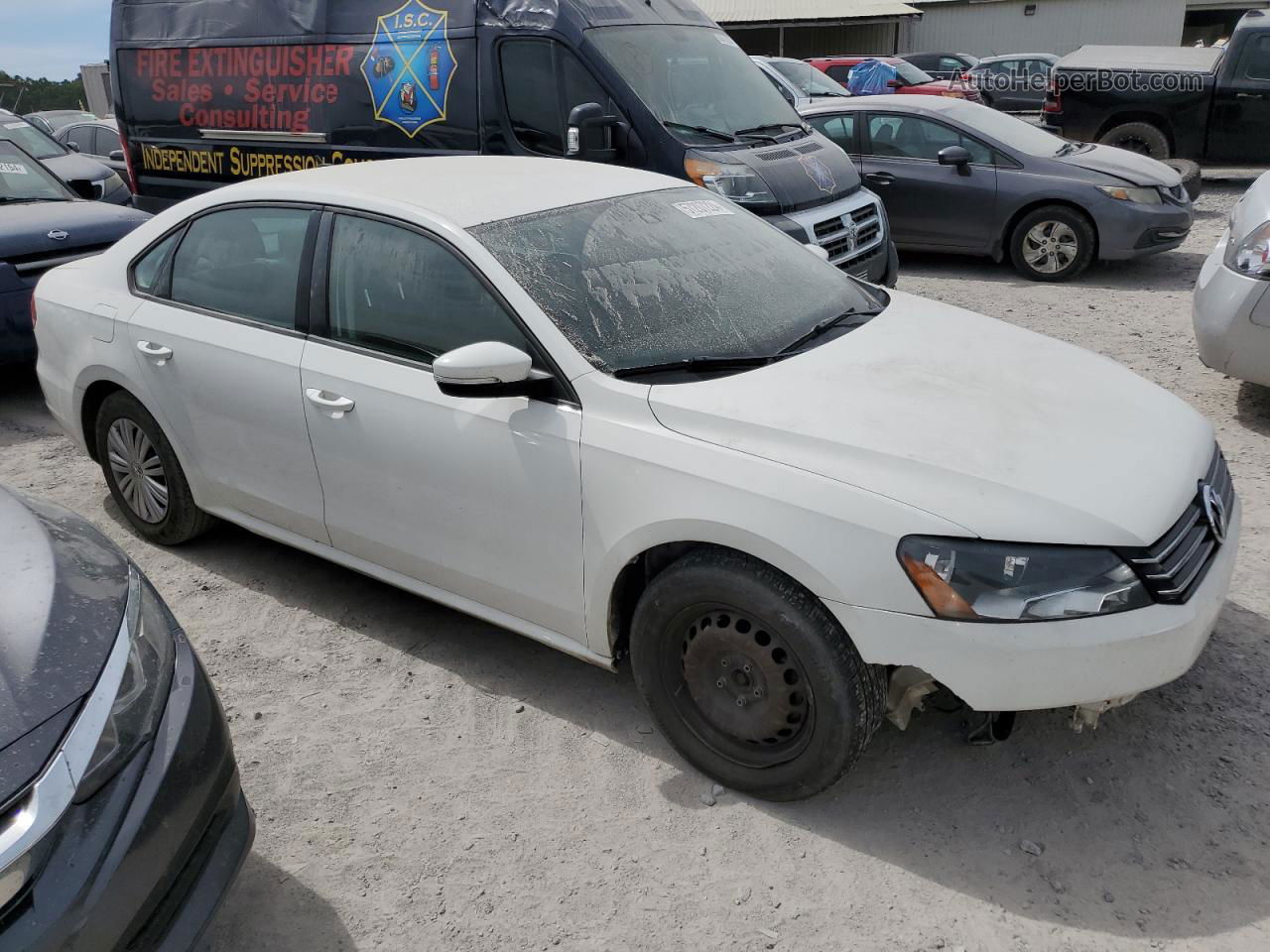 2014 Volkswagen Passat S White vin: 1VWAS7A39EC025692