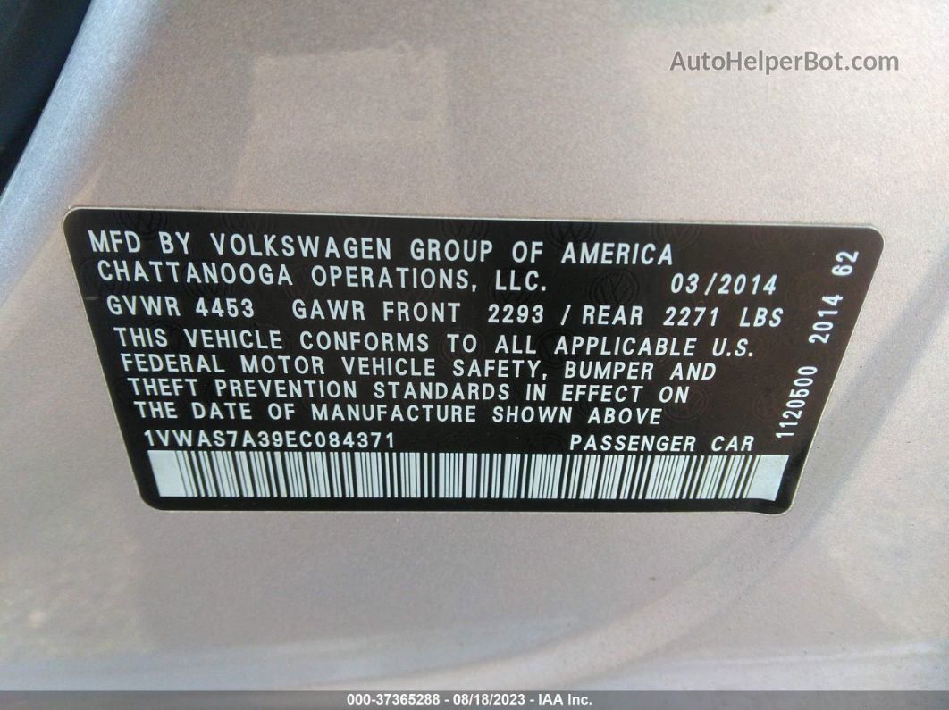 2014 Volkswagen Passat S Серебряный vin: 1VWAS7A39EC084371