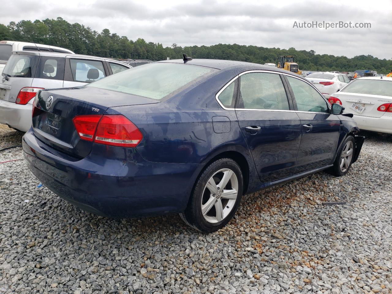 2015 Volkswagen Passat S Синий vin: 1VWAS7A39FC103342