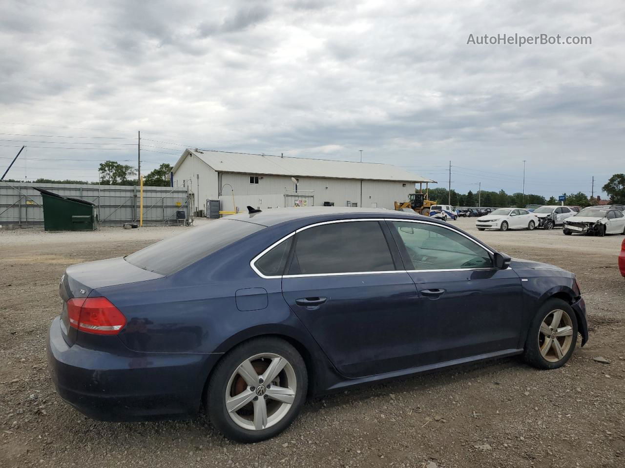 2014 Volkswagen Passat S Blue vin: 1VWAT7A30EC056830