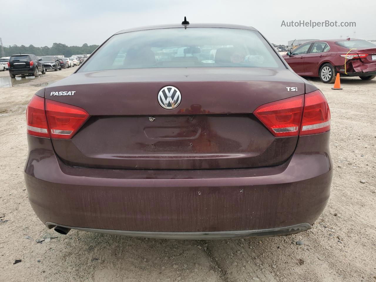 2014 Volkswagen Passat S Burgundy vin: 1VWAT7A30EC079735