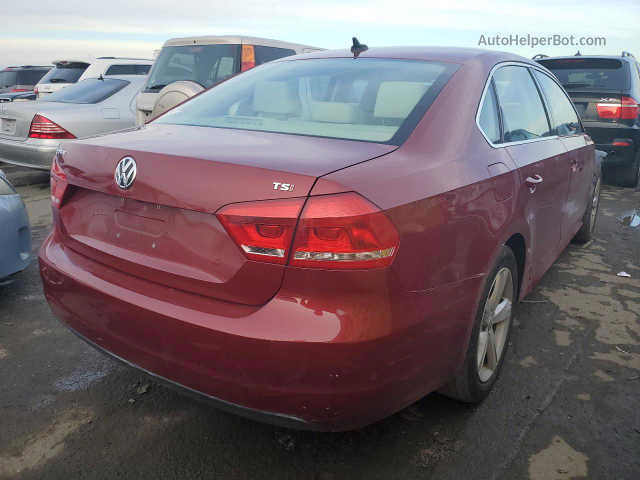 2015 Volkswagen Passat S Red vin: 1VWAT7A30FC083222