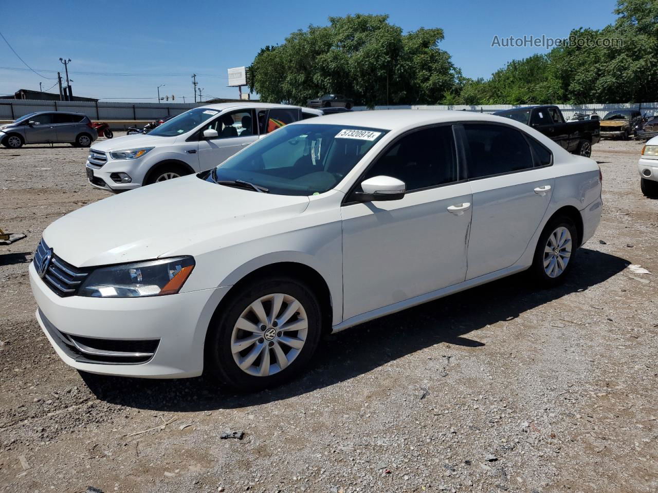 2014 Volkswagen Passat S White vin: 1VWAT7A31EC078299