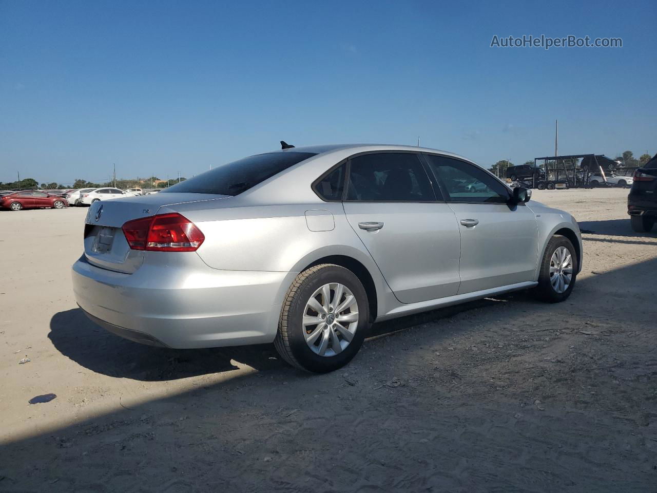 2015 Volkswagen Passat S Silver vin: 1VWAT7A31FC021411