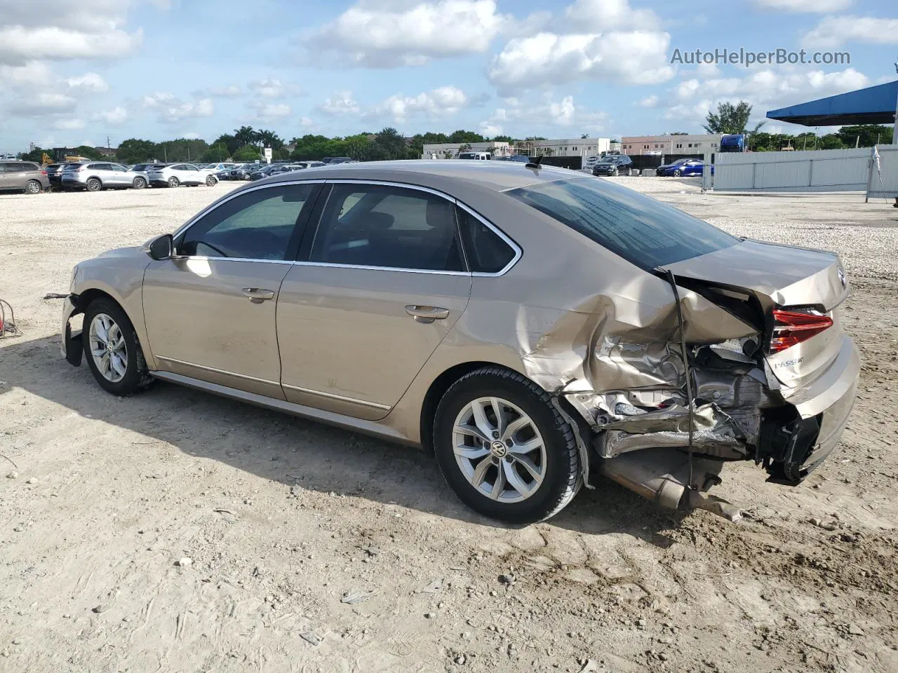 2017 Volkswagen Passat S Beige vin: 1VWAT7A32HC060608