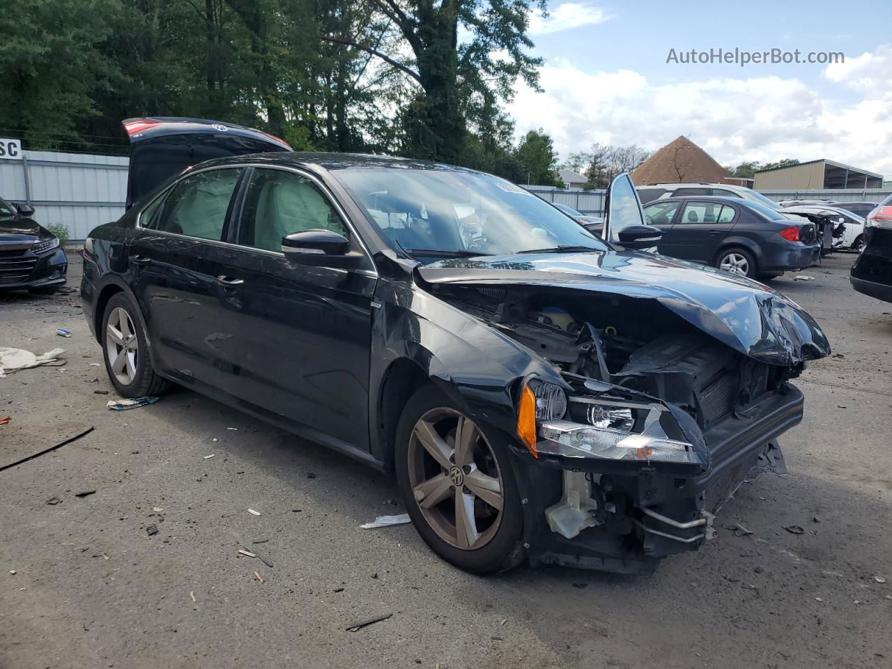 2014 Volkswagen Passat S Black vin: 1VWAT7A33EC056465