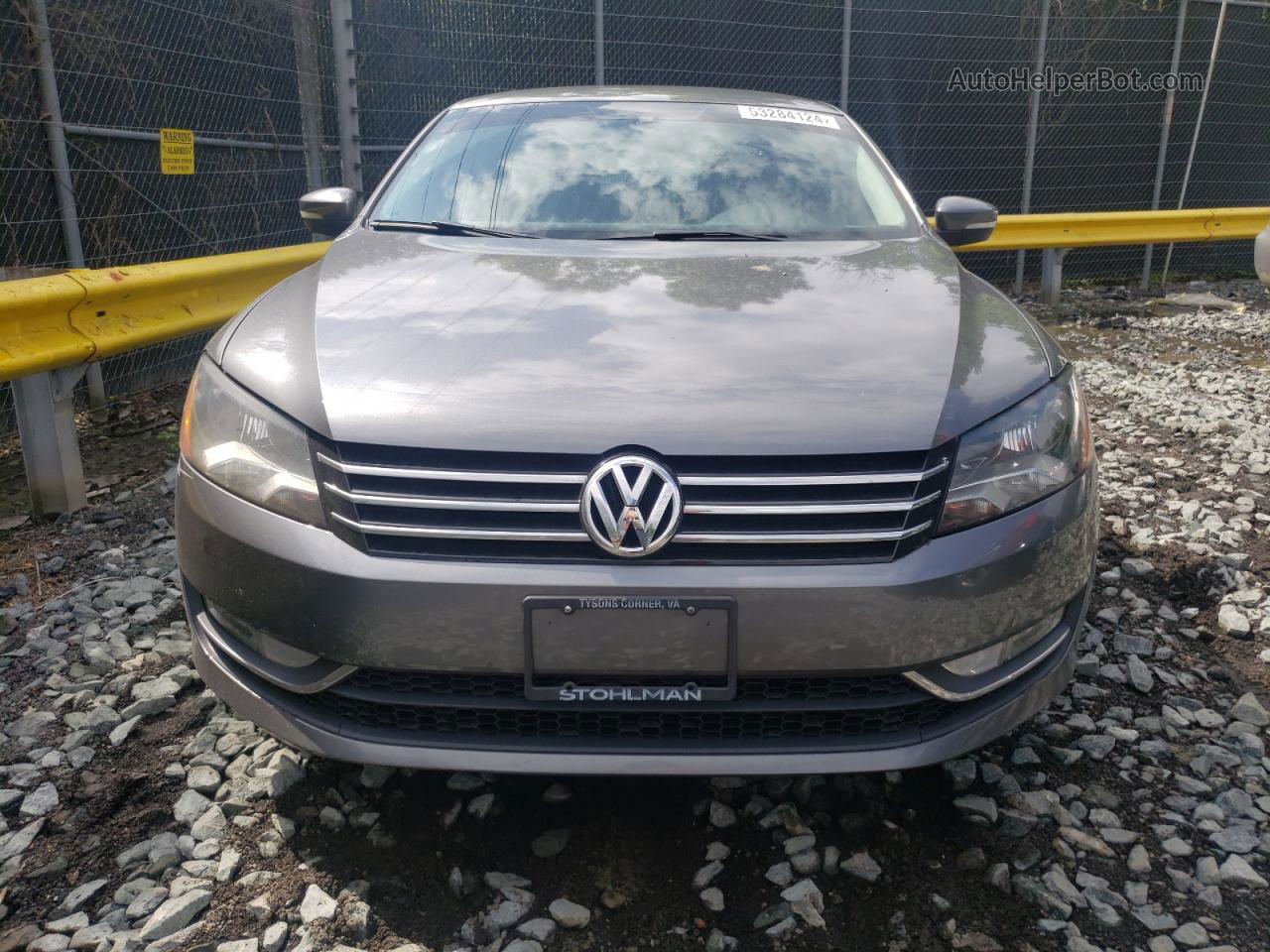 2015 Volkswagen Passat S Gray vin: 1VWAT7A33FC098121