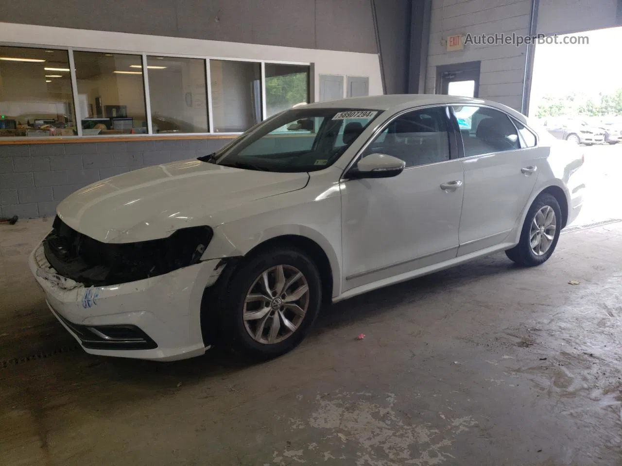 2016 Volkswagen Passat S White vin: 1VWAT7A33GC042259