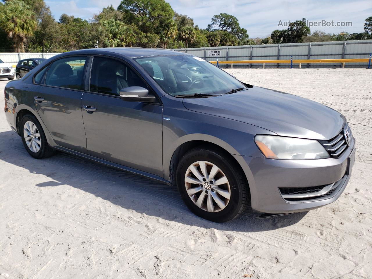 2014 Volkswagen Passat S Gray vin: 1VWAT7A34EC070178