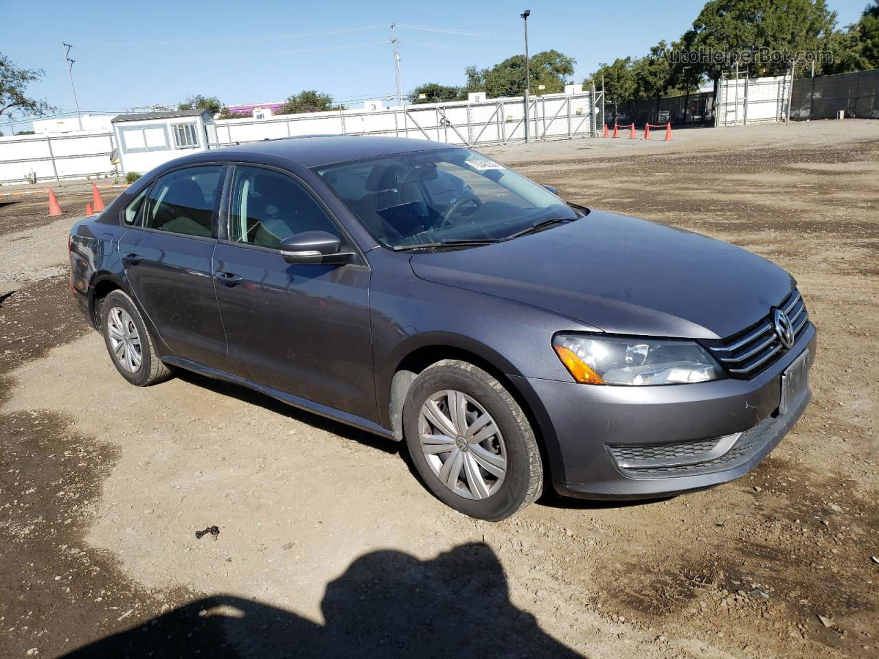 2015 Volkswagen Passat S Угольный vin: 1VWAT7A34FC024612