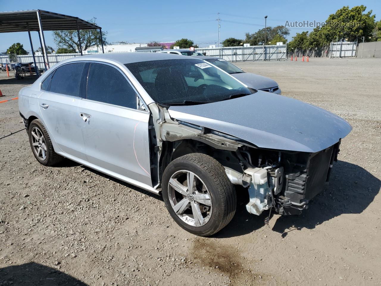 2015 Volkswagen Passat S Silver vin: 1VWAT7A34FC071042