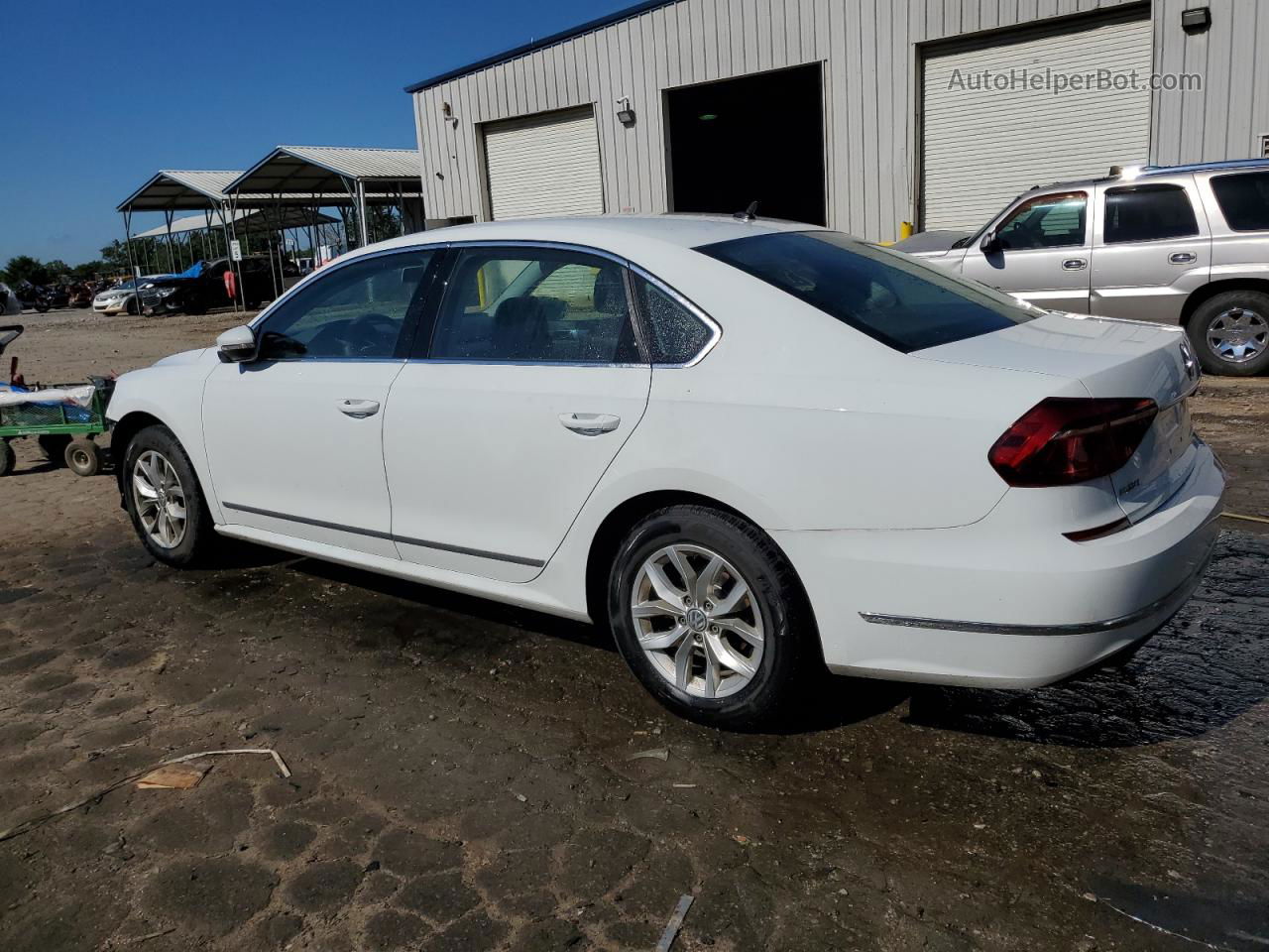 2017 Volkswagen Passat S White vin: 1VWAT7A34HC074672