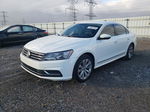 2017 Volkswagen Passat S Белый vin: 1VWAT7A34HC081024