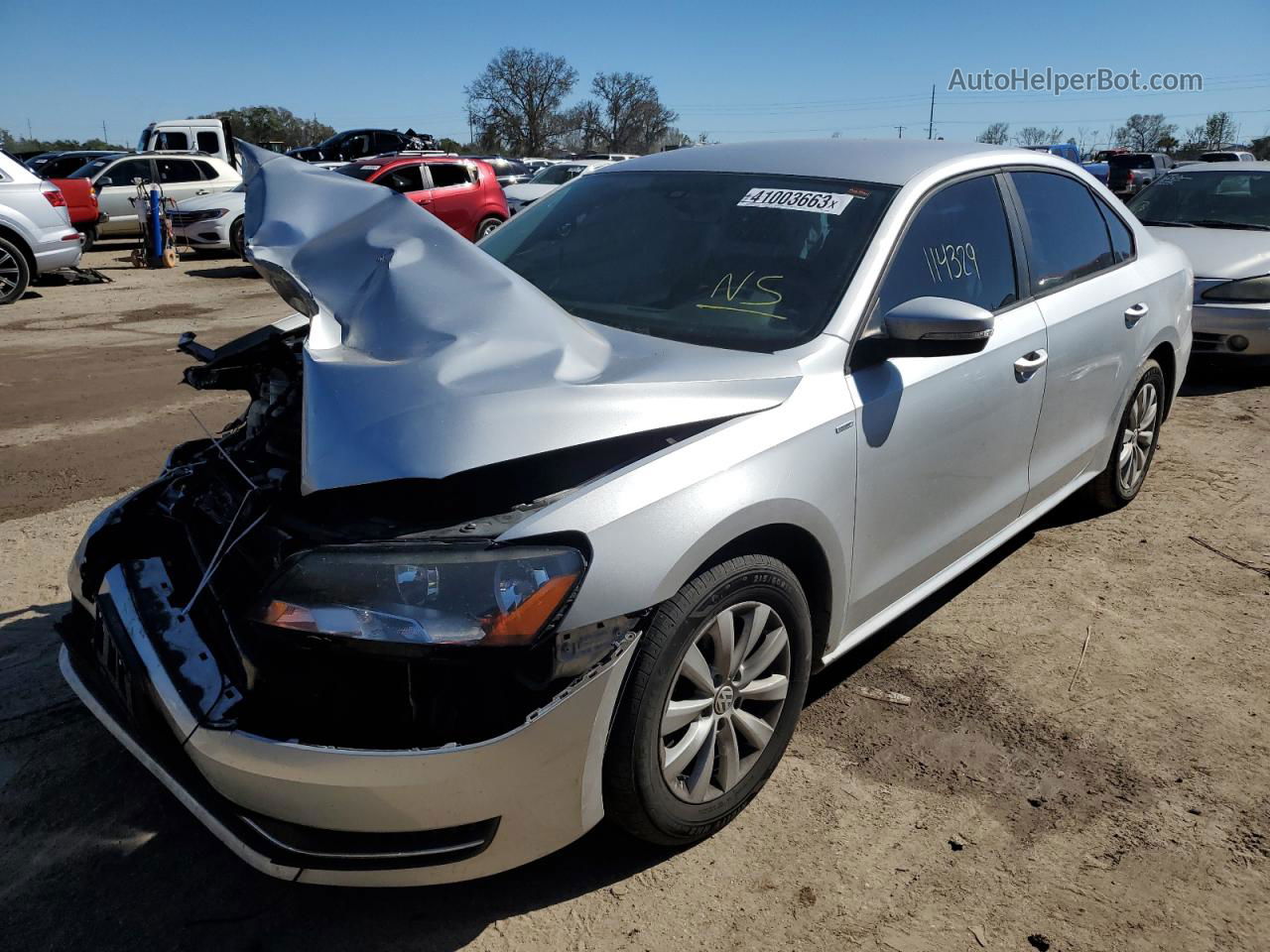 2014 Volkswagen Passat S Silver vin: 1VWAT7A35EC070996