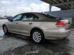 2015 Volkswagen Passat S Gold vin: 1VWAT7A35FC040589