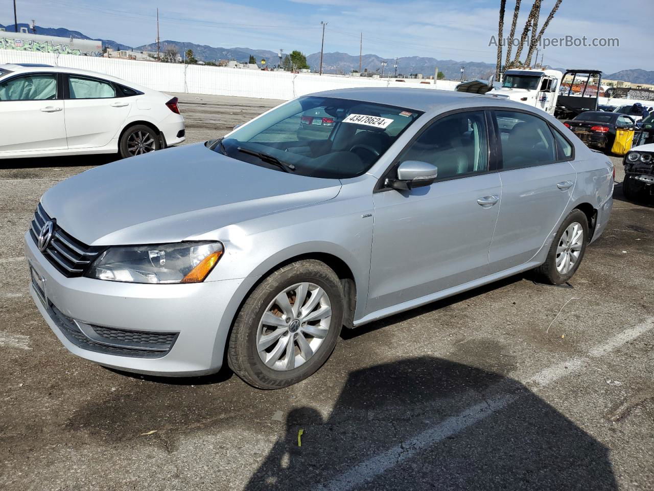 2015 Volkswagen Passat S Silver vin: 1VWAT7A35FC049986