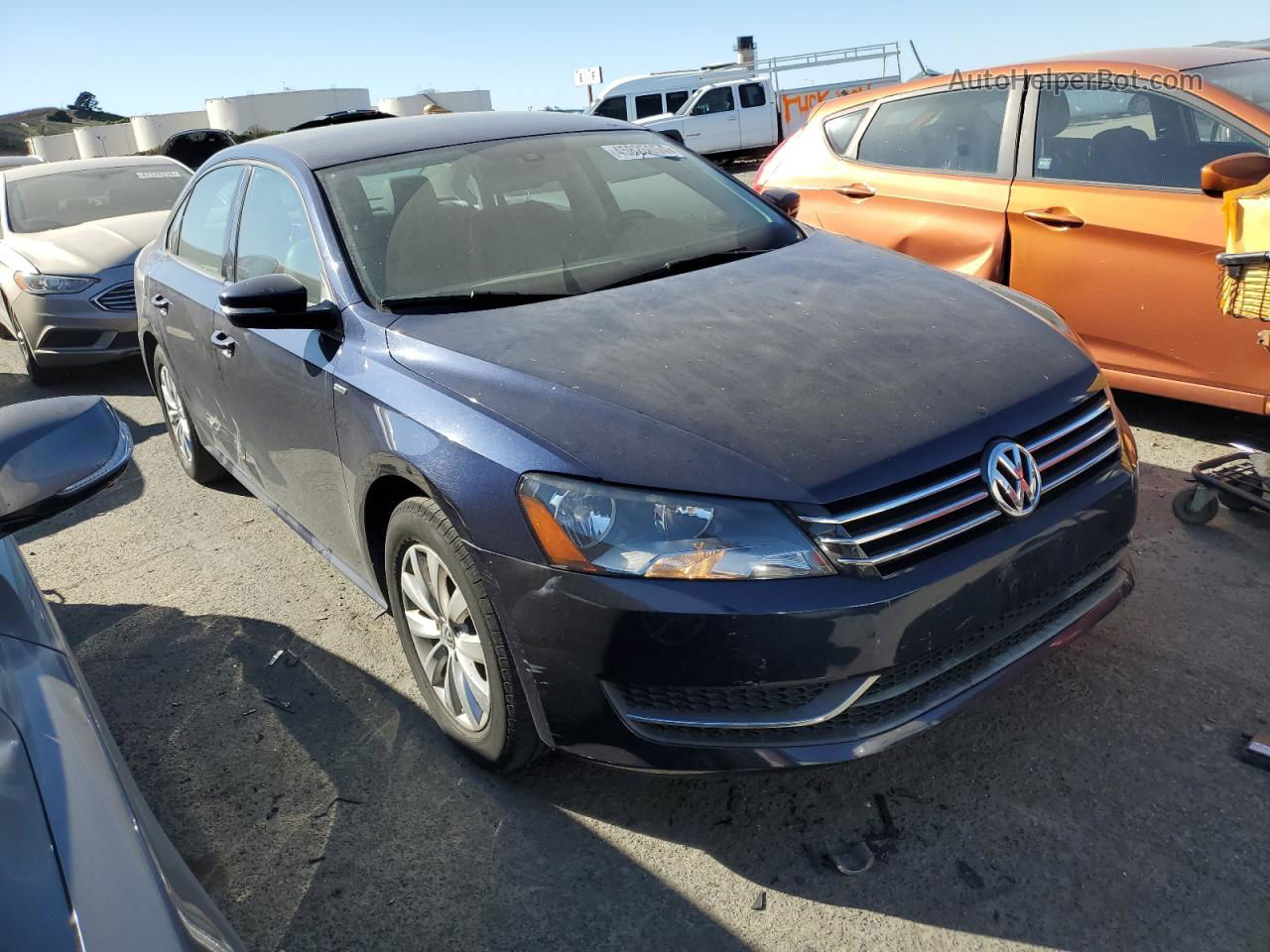 2015 Volkswagen Passat S Blue vin: 1VWAT7A35FC053004