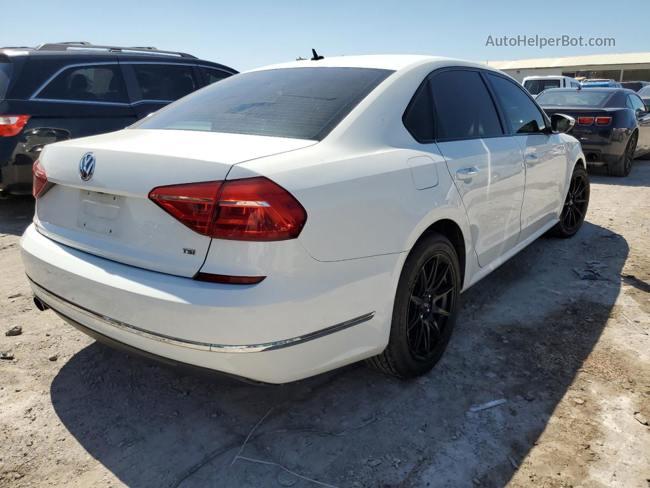 2016 Volkswagen Passat S White vin: 1VWAT7A35GC003463