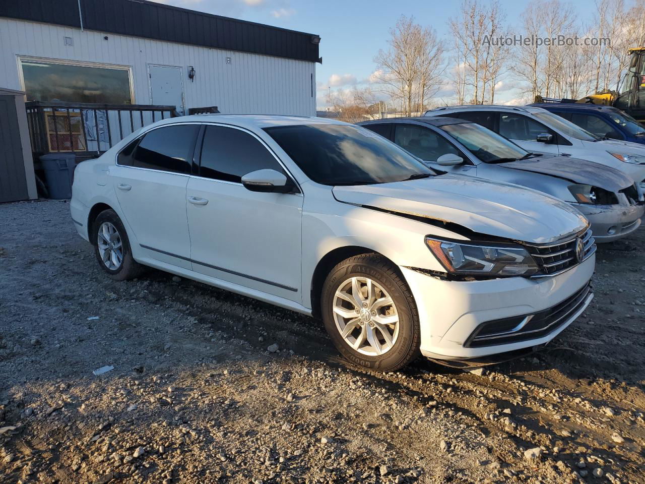 2017 Volkswagen Passat S White vin: 1VWAT7A35HC041700