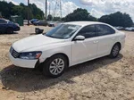 2015 Volkswagen Passat S Белый vin: 1VWAT7A36FC058857