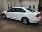 2016 Volkswagen Passat S White vin: 1VWAT7A36GC021731