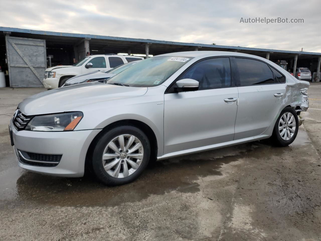 2015 Volkswagen Passat S Silver vin: 1VWAT7A37FC043266