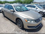 2015 Volkswagen Passat 1.8t S Gold vin: 1VWAT7A37FC065171