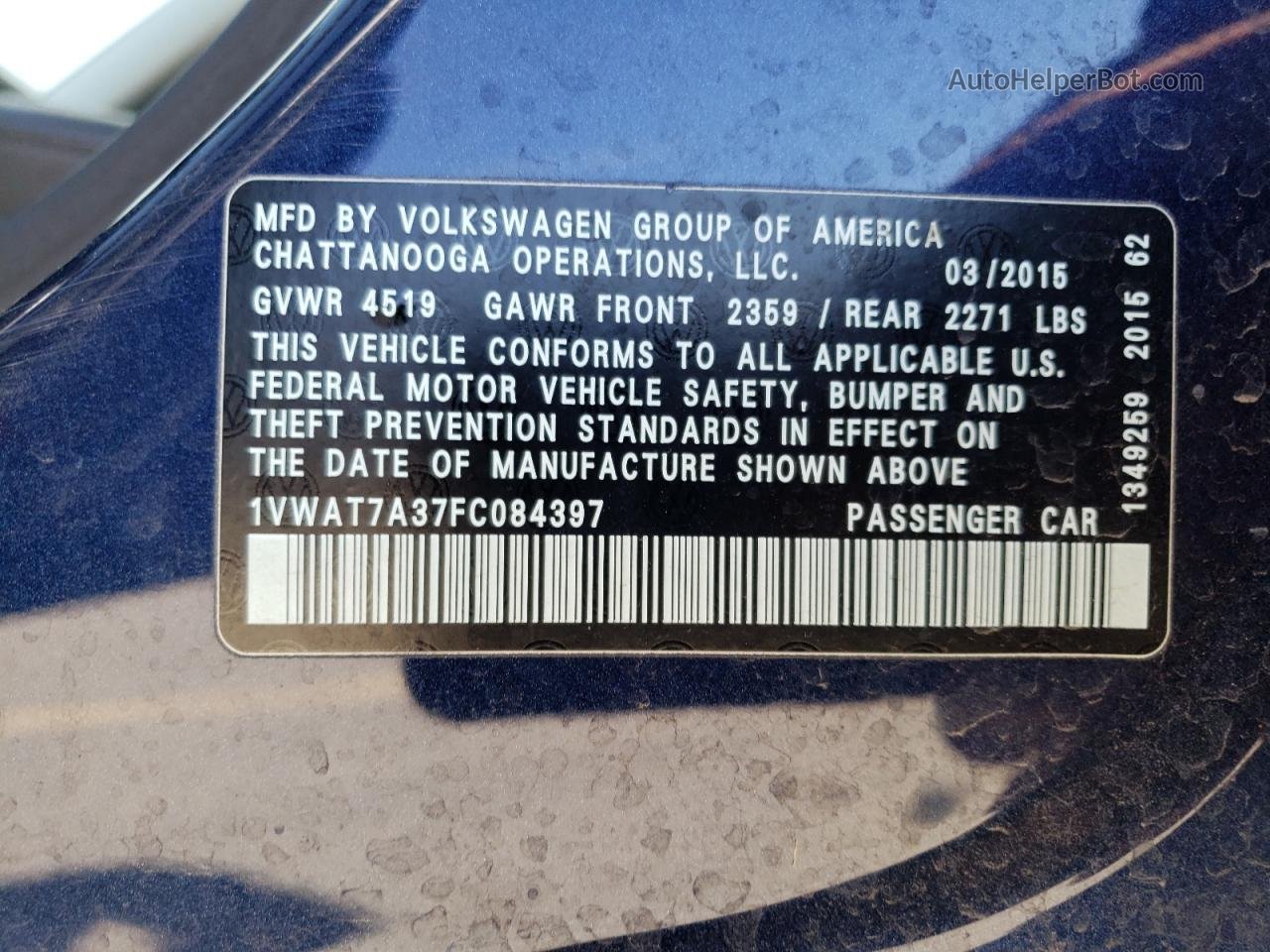 2015 Volkswagen Passat S Blue vin: 1VWAT7A37FC084397