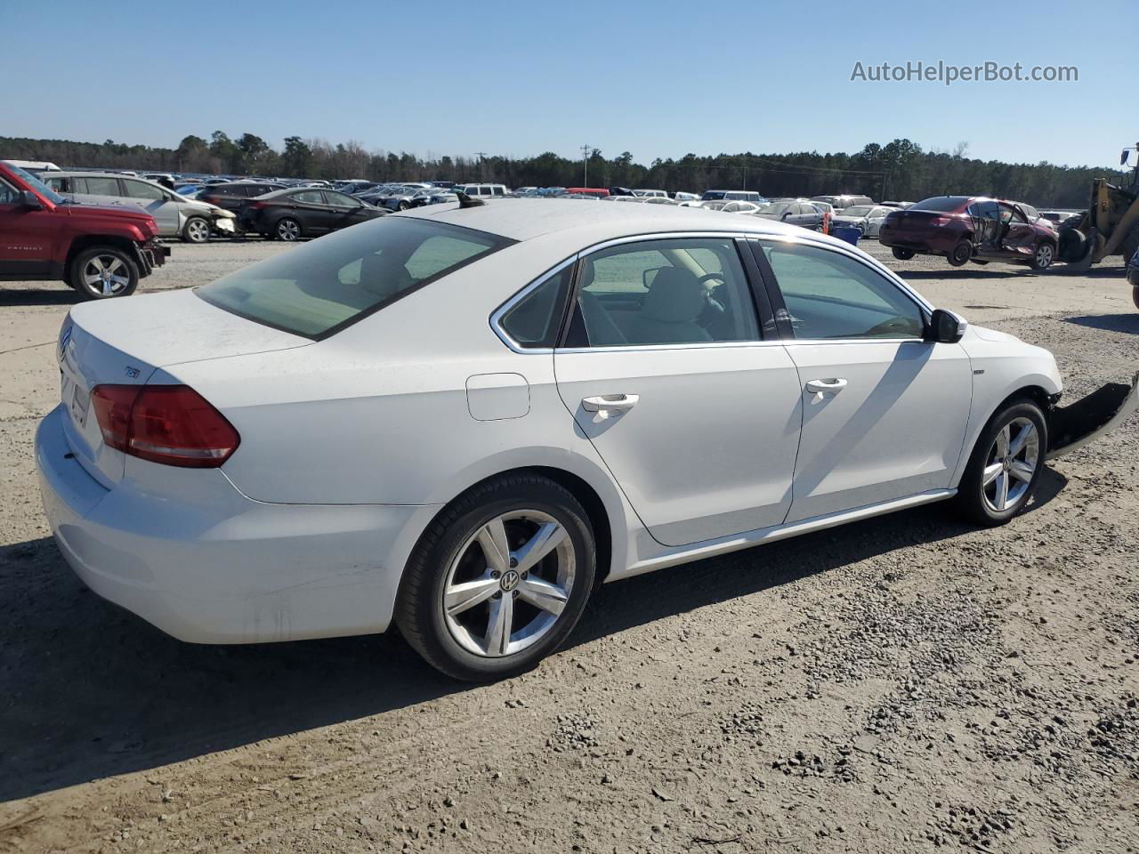 2015 Volkswagen Passat S White vin: 1VWAT7A37FC095786