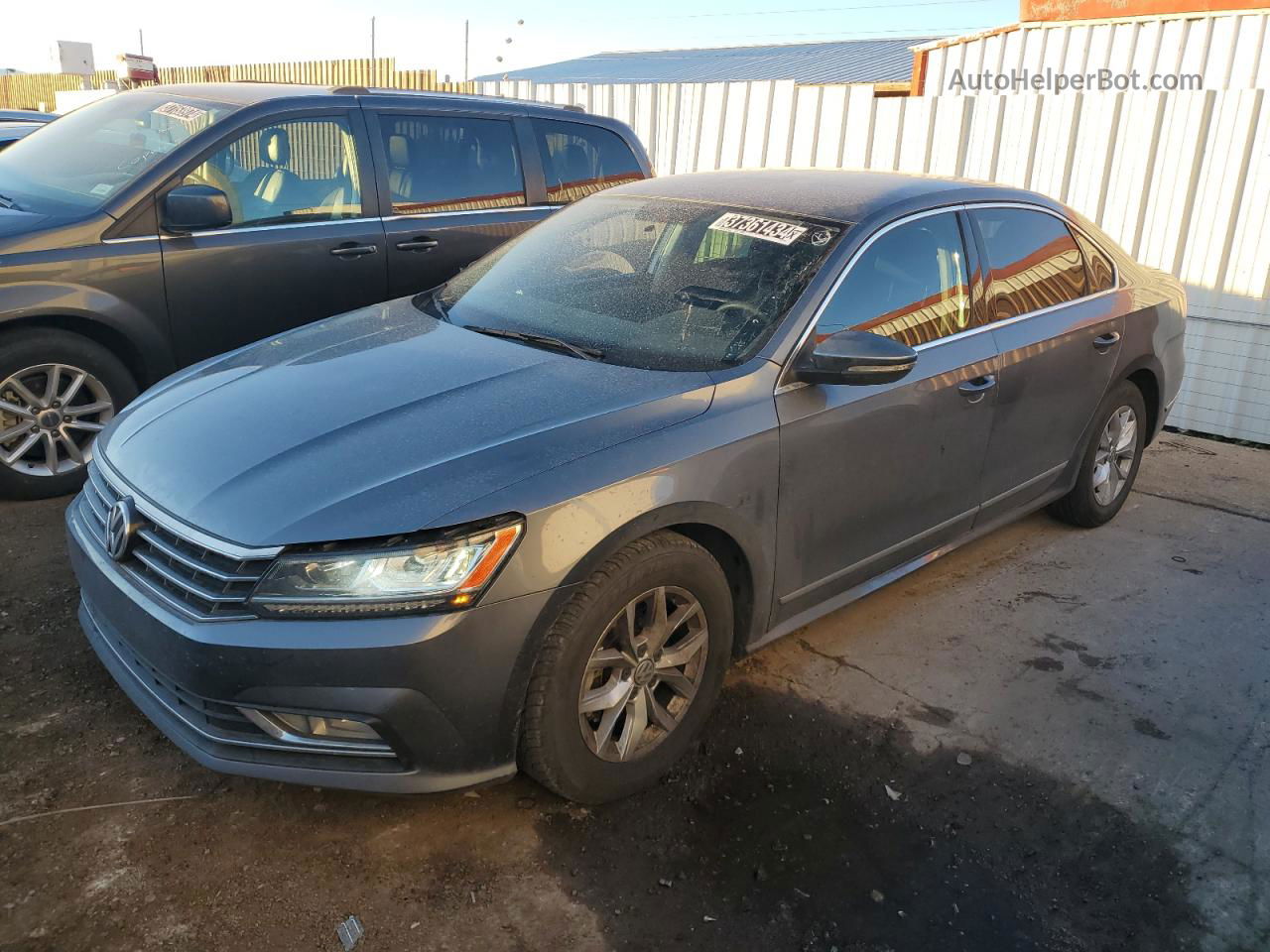 2016 Volkswagen Passat S Серый vin: 1VWAT7A37GC021494