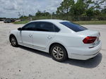 2016 Volkswagen Passat S White vin: 1VWAT7A37GC022130