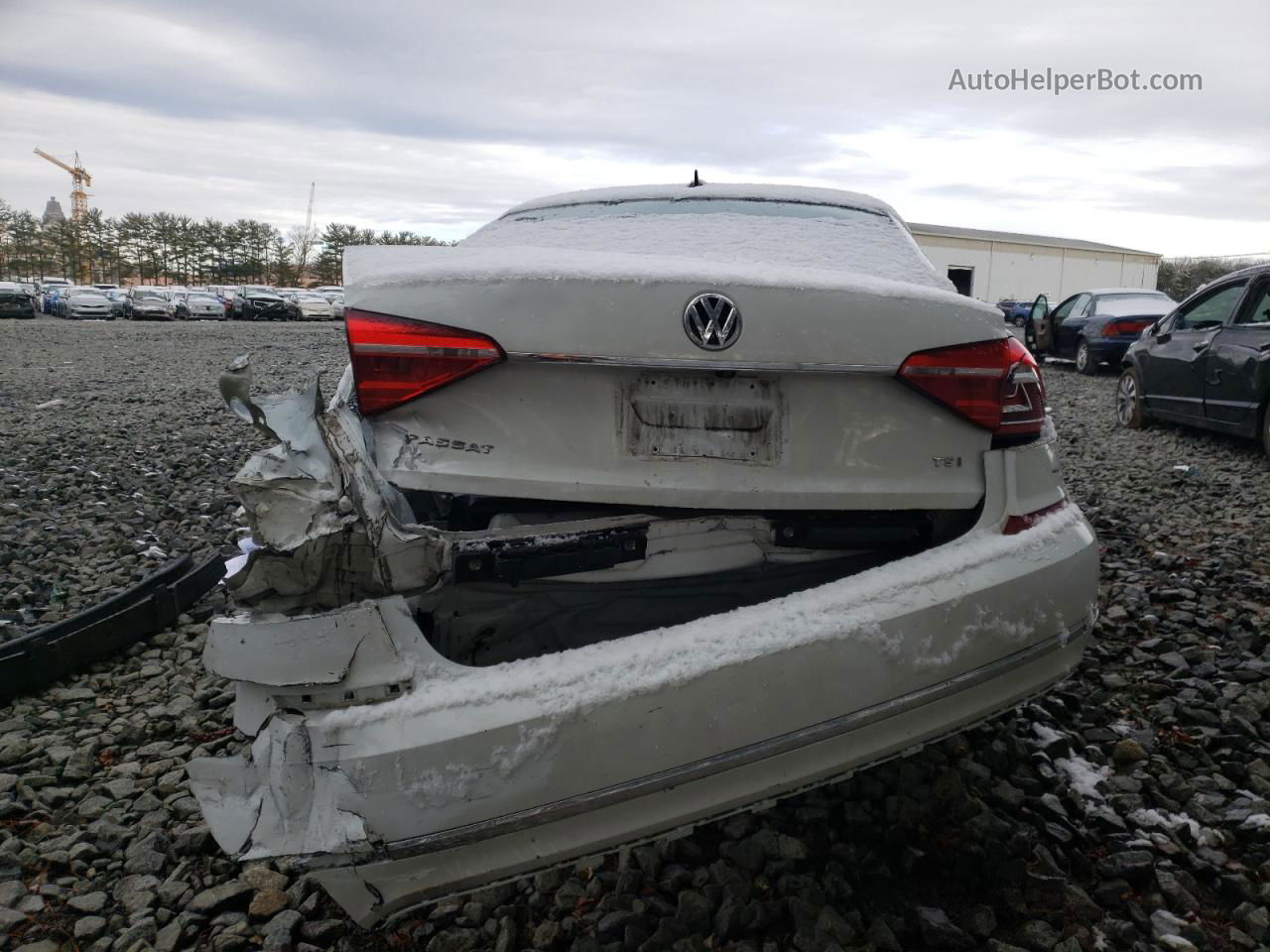 2016 Volkswagen Passat S White vin: 1VWAT7A37GC023942