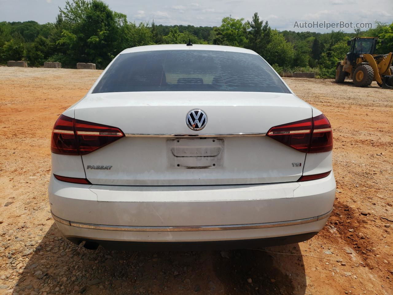 2017 Volkswagen Passat S White vin: 1VWAT7A37HC003420