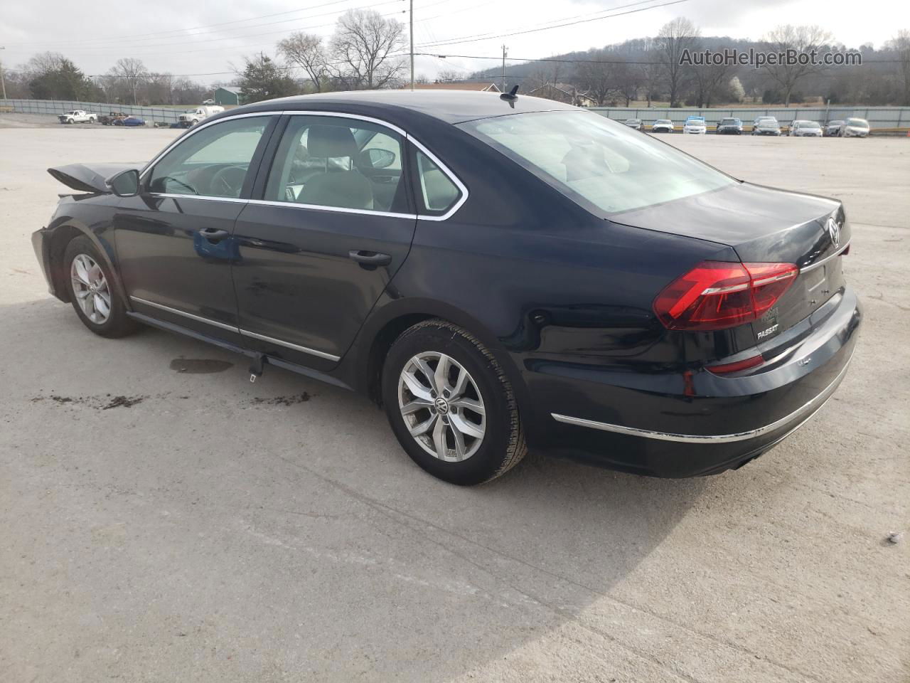 2017 Volkswagen Passat S Черный vin: 1VWAT7A37HC040970