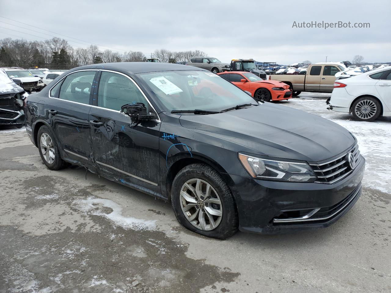 2017 Volkswagen Passat S Черный vin: 1VWAT7A37HC067702