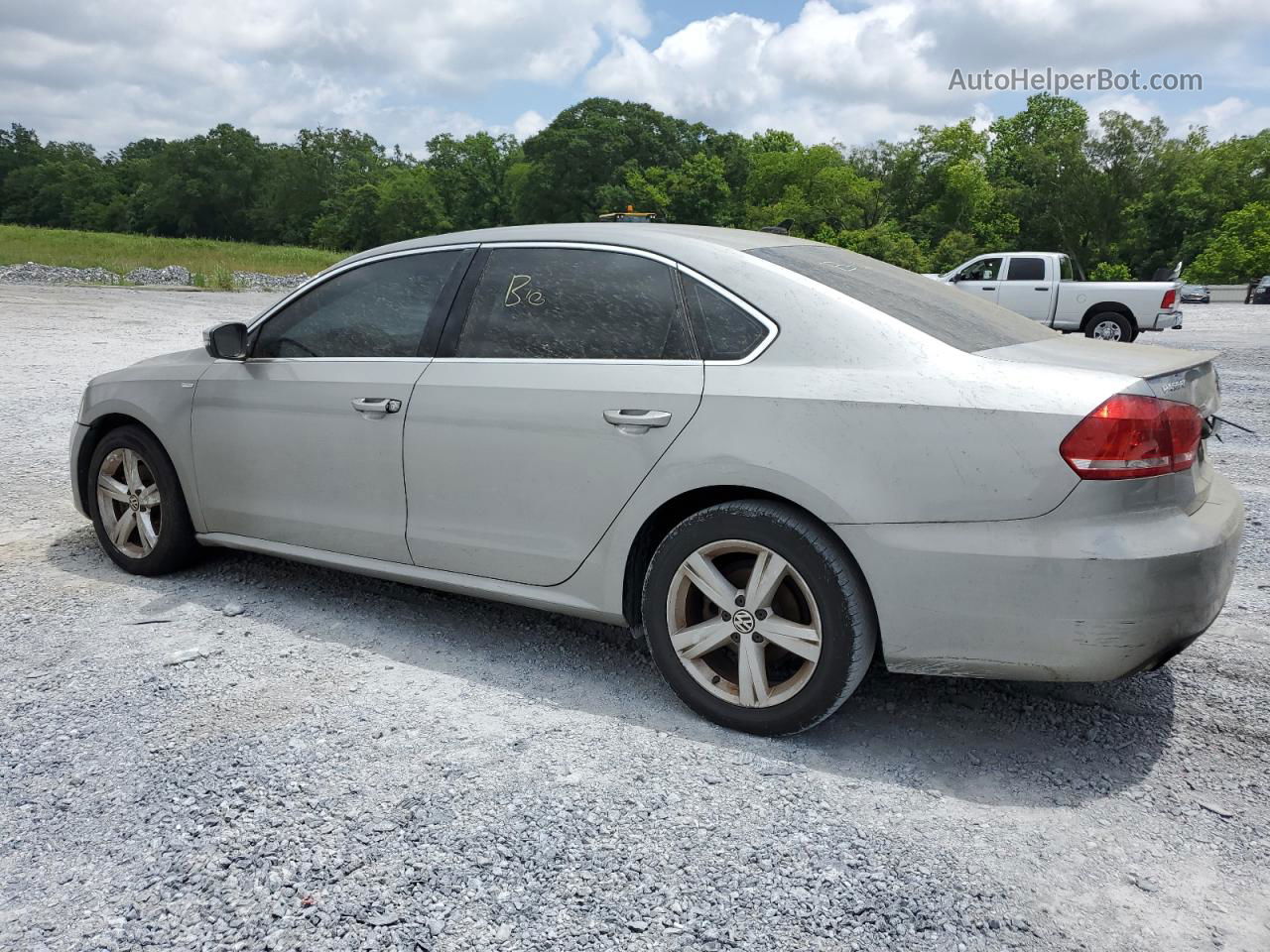 2014 Volkswagen Passat S Silver vin: 1VWAT7A38EC037944