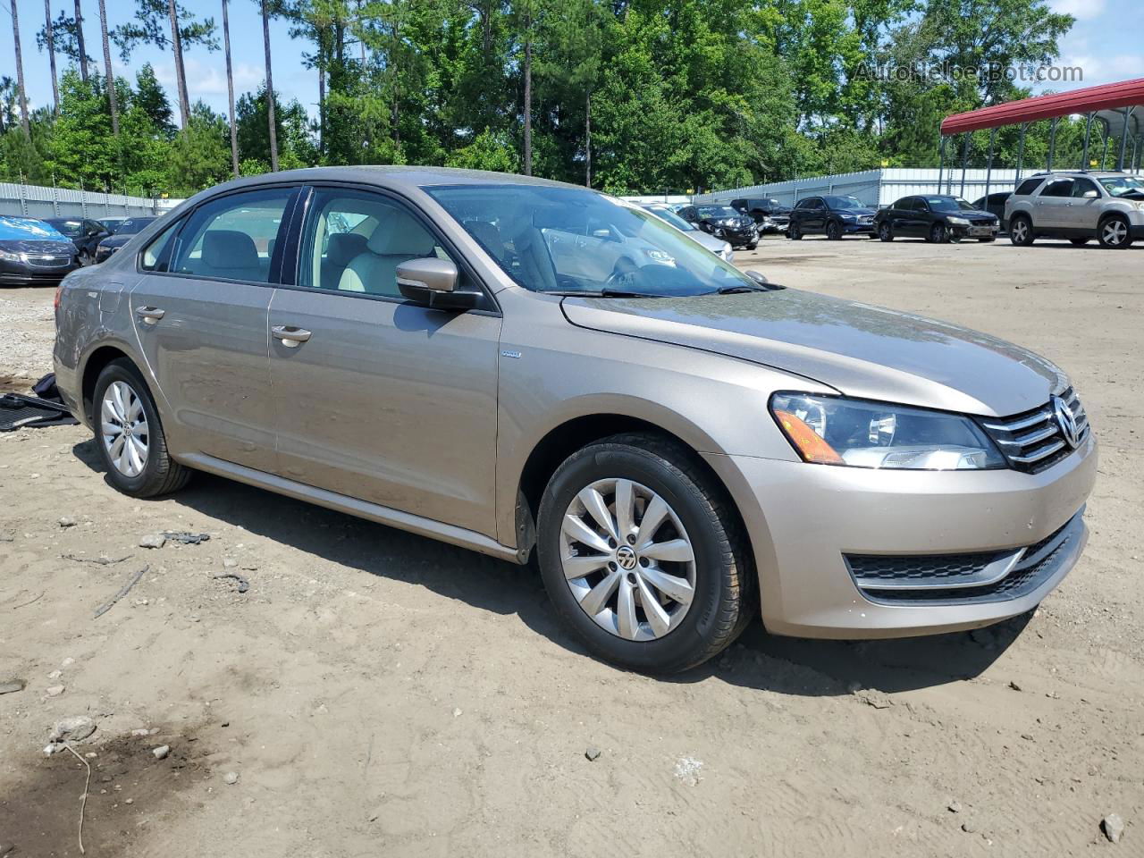 2015 Volkswagen Passat S Gold vin: 1VWAT7A38FC050842