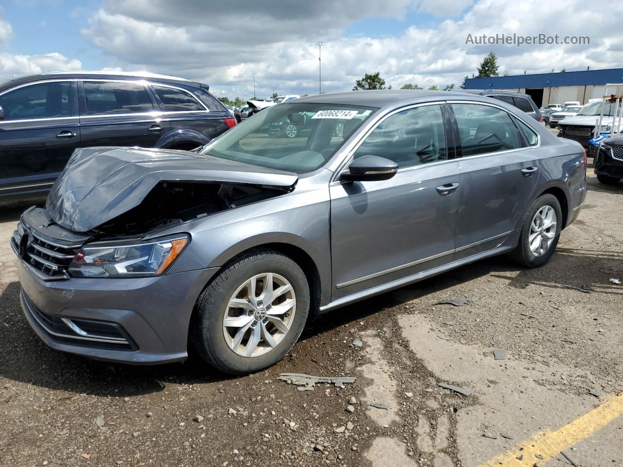 2016 Volkswagen Passat S Серый vin: 1VWAT7A38GC009869