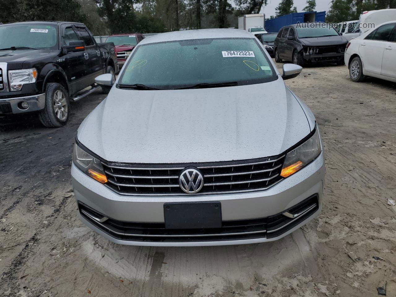 2016 Volkswagen Passat S Серебряный vin: 1VWAT7A38GC023416