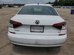 2017 Volkswagen Passat S White vin: 1VWAT7A38HC000641