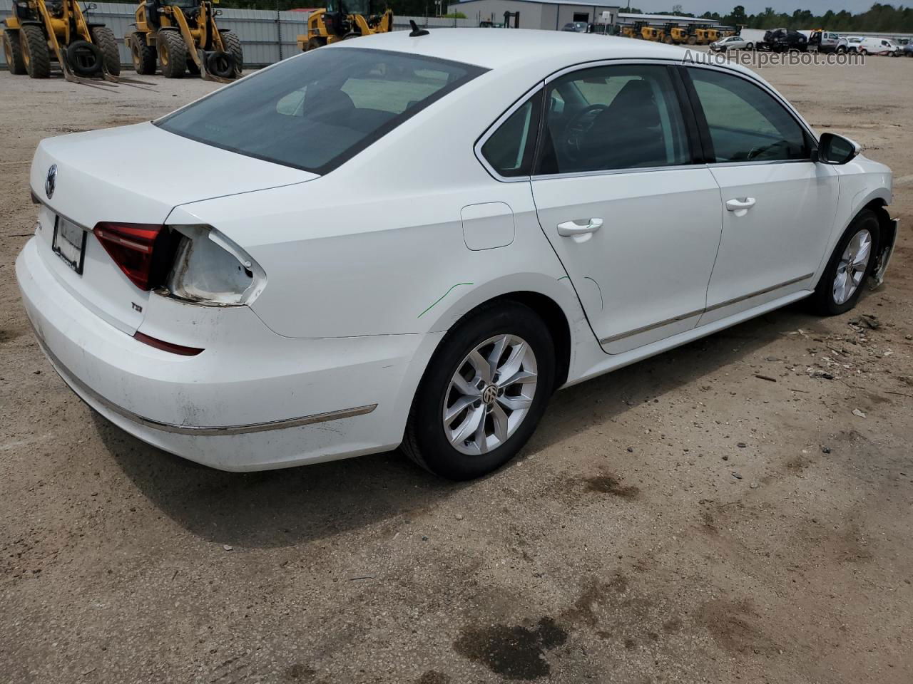 2017 Volkswagen Passat S White vin: 1VWAT7A38HC000641